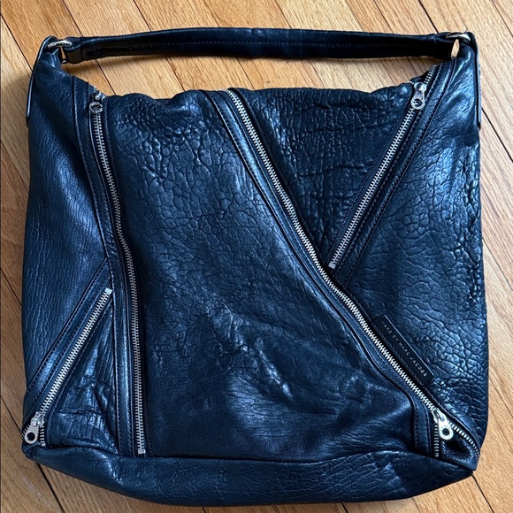 Marc by Marc Jacobs Black Shoulder Bag with Silver Zipper Details - Picture 6 of 7